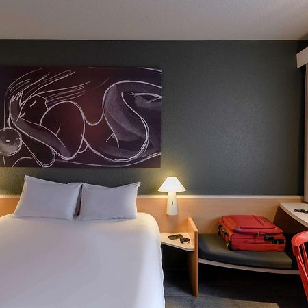 Ibis Muenchen Parkstadt Schwabing Exterior photo