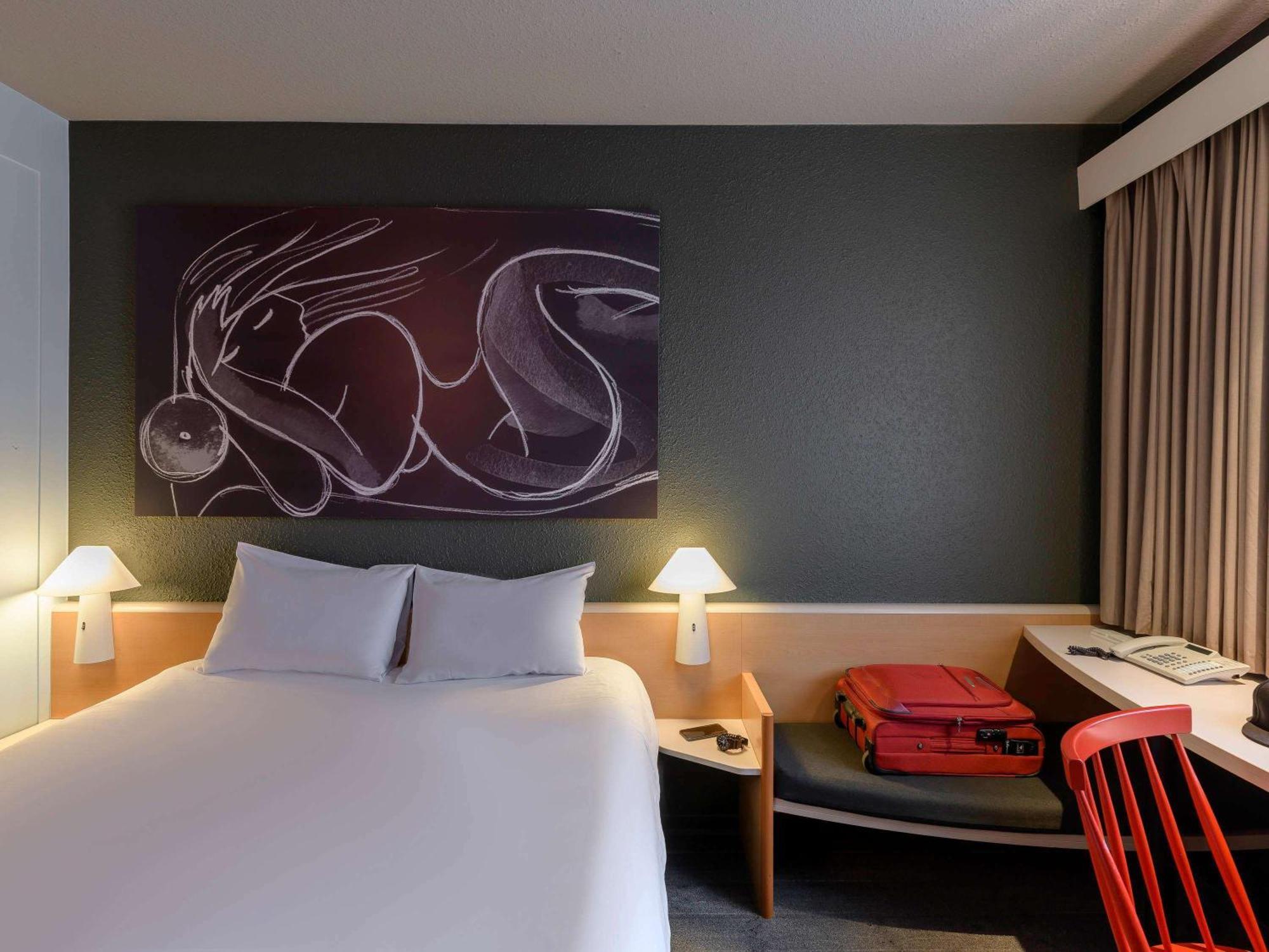 Ibis Muenchen Parkstadt Schwabing Exterior photo