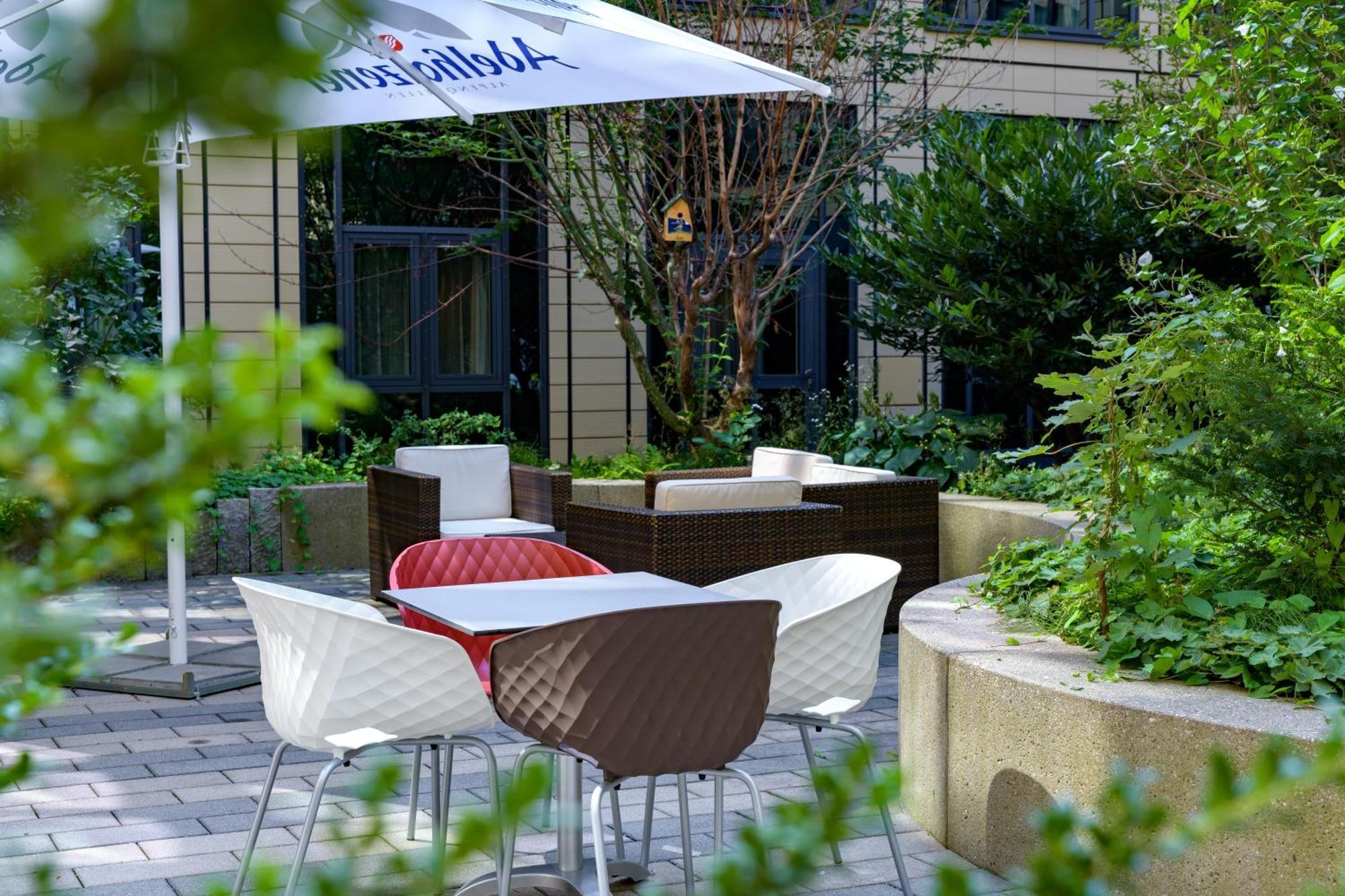 Ibis Muenchen Parkstadt Schwabing Exterior photo