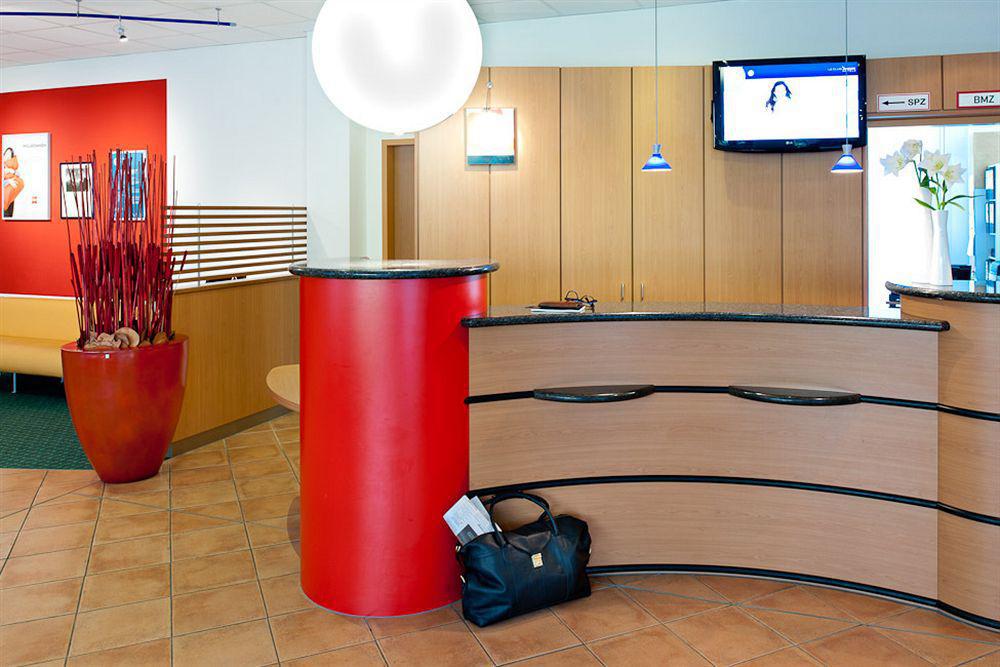 Ibis Muenchen Parkstadt Schwabing Exterior photo